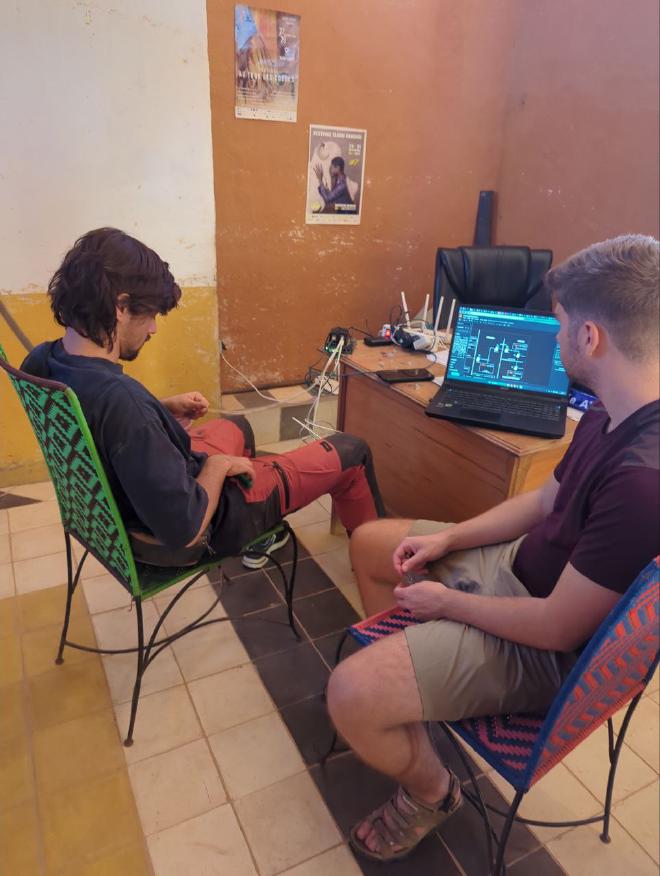 Joan and Jaume crimping the ethernet cable