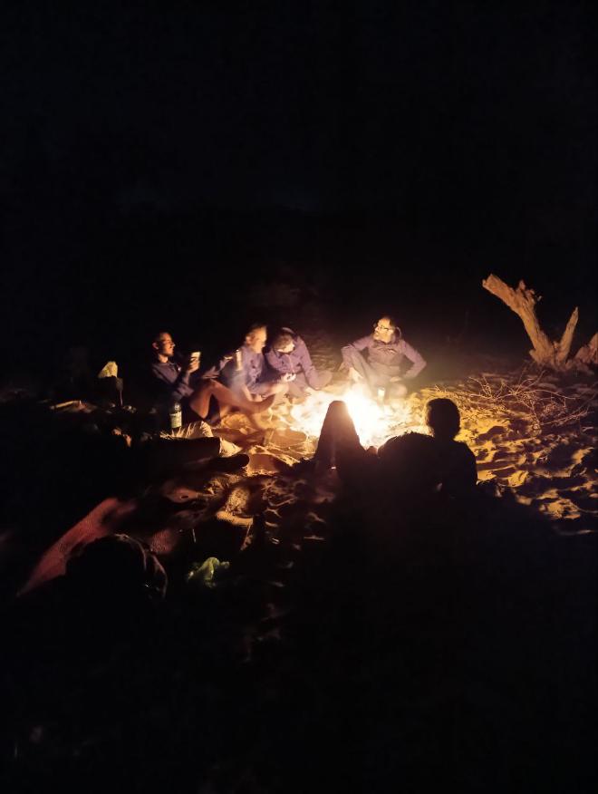 Sobremesa en la playa de Lakhrar